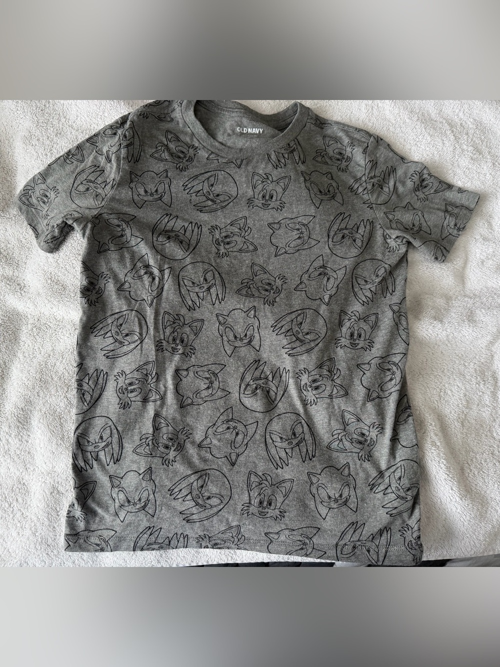 Old navy sonic boys tshirt size 10/12